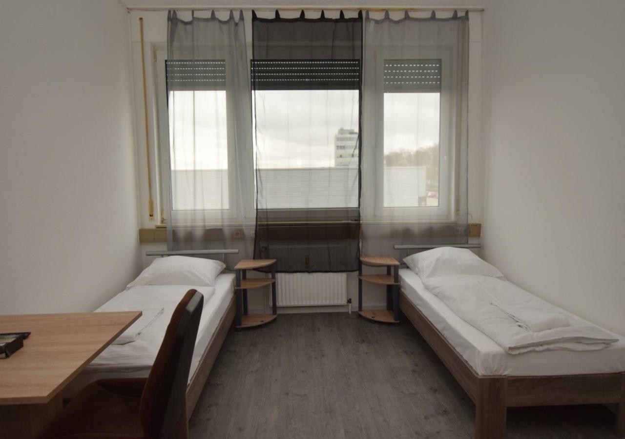 Monteurzimmer Messe Airport Wolfschlugen Kültér fotó